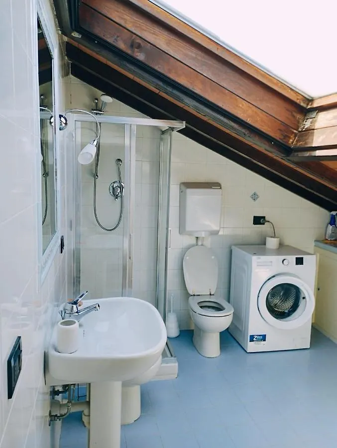 Appartement Mansarda Con Terrazza A Diano à Diano Castello